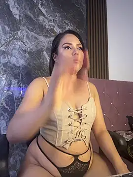 nicol jone1 online show from June 7, 2026, 8:45 pm