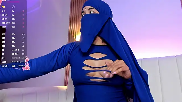 Snapshot of natash_malak chatting on December 22, 2024, 3:33 am natash malak online show from December 22, 2024, 3:33 am