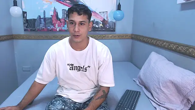 Devan Bikers online show from December 7, 2024, 1:36 am