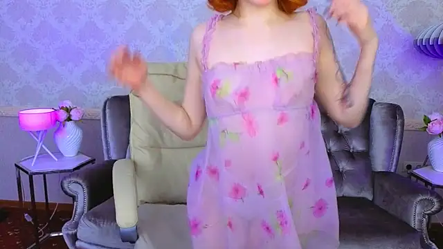 Snapshot of Sasha_Exclusive chatting on September 17, 2025, 1:02 pm Sasha Exclusive online show from September 17, 2025, 1:02 pm