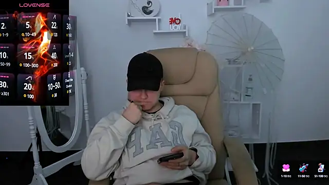 Dolly  Queen  online show from January 20, 2025, 8:50 pm