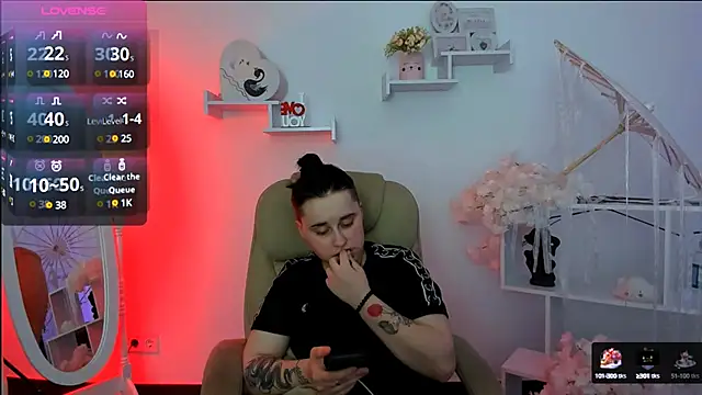 Dolly  Queen  online show from March 4, 2025, 12:29 am