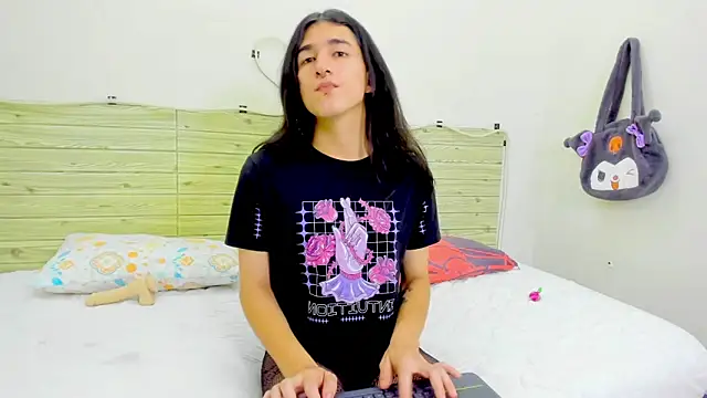 Evil Queen13 online show from January 13, 2026, 7:41 pm