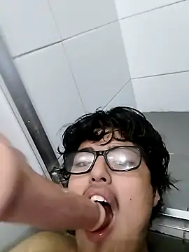 Elcachondo3 online show from March 24, 2026, 6:40 am