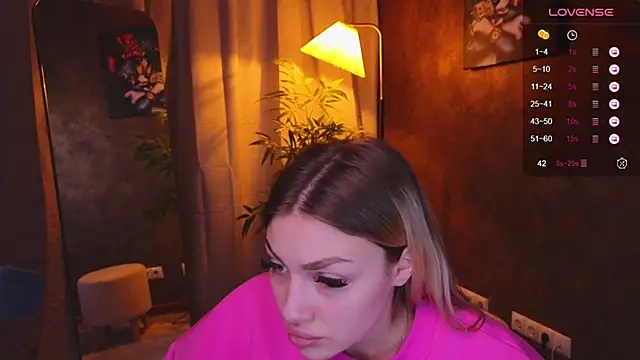 Snapshot of Ella_Milla chatting on January 5, 2025, 9:37 am Ella Milla online show from January 5, 2025, 9:37 am