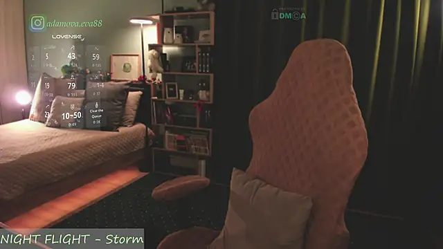 Snapshot of _Eva_Adama chatting on July 16, 2026, 4:24 pm Eva Adama online show from July 16, 2026, 4:24 pm
