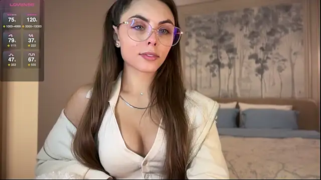 girl next door19 online show from December 18, 2025, 5:46 am