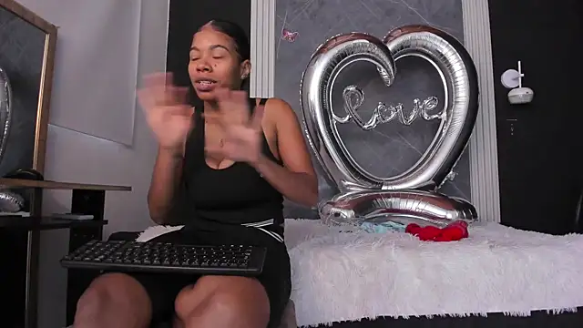 YummyDuooo online show from February 19, 2026, 11:50 am