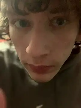 Snapshot of Batman333444 chatting on February 3, 2026, 8:14 pm Batman333444 online show from February 3, 2026, 8:14 pm