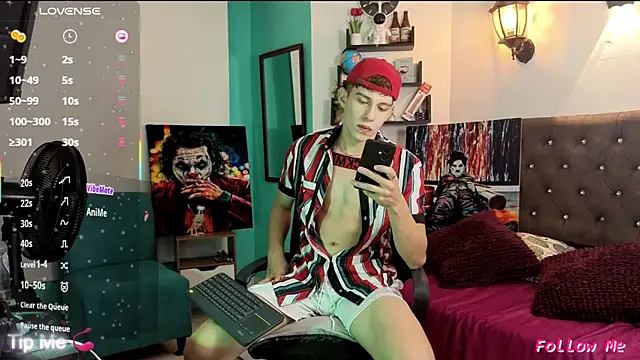 flowers18 online show from November 13, 2025, 10:52 pm