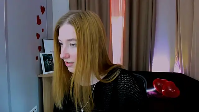 daisy candy online show from February 26, 2025, 1:41 pm