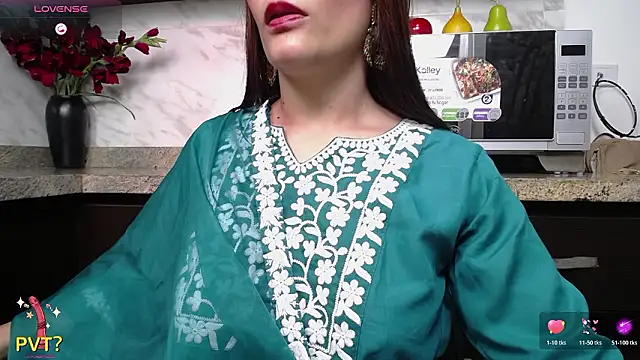 Snapshot of shantala_krisha chatting on February 12, 2026, 7:20 pm shantala krisha online show from February 12, 2026, 7:20 pm