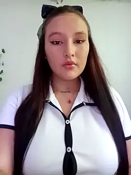 Celeste camila18 online show from October 29, 2025, 9:27 pm