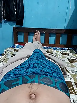 funnguy25 online show from May 17, 2026, 5:49 am