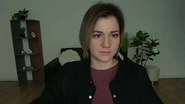 MariaSttone online show from December 3, 2024, 11:55 am