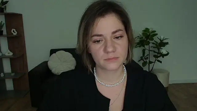MariaSttone online show from December 4, 2024, 12:47 pm