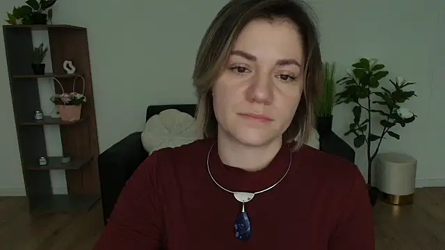 MariaSttone online show from December 8, 2024, 2:52 pm