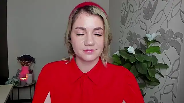 MariaSttone online show from October 29, 2025, 9:38 pm