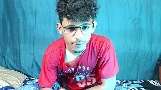 Luckbigcock64 online show from February 1, 2025, 8:47 pm