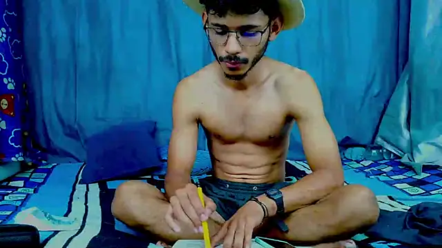 Luckbigcock64 online show from March 8, 2025, 11:58 am