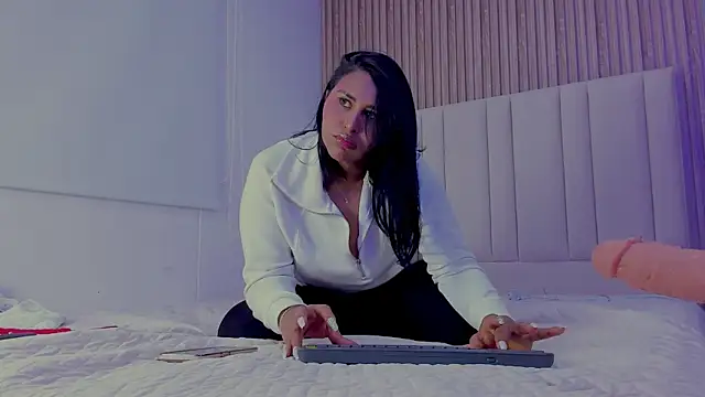 Snapshot of StormyButty18 chatting on September 9, 2025, 3:28 am StormyButty18 online show from September 9, 2025, 3:28 am