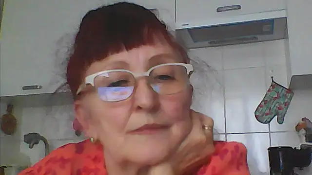 TanyaSweet634 online show from June 18, 2026, 9:14 am