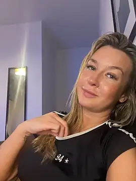 Busty-Bambi online show from March 12, 2025, 7:28 pm
