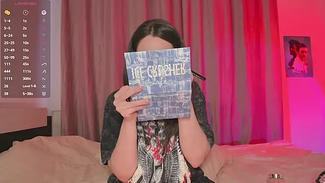 MonicaRocket online show from February 8, 2026, 12:52 pm