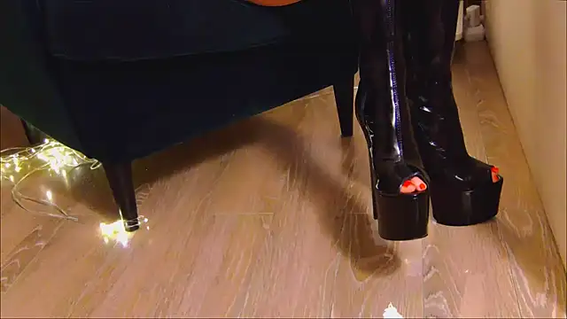FeetVibe online show from March 8, 2025, 9:28 am
