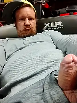 hornygiltz92 online show from March 13, 2026, 11:39 am