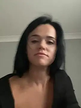 English-Chloe96 online show from December 27, 2024, 2:43 pm