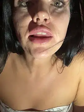 English-Chloe96 online show from January 17, 2025, 9:06 pm