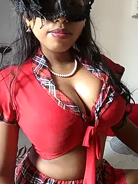 sandy naughty online show from September 21, 2025, 8:05 am