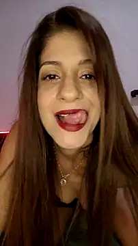 Sofia loren69 online show from April 30, 2026, 9:19 pm