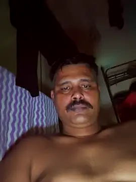 Snapshot of Vinay-kumar89 chatting on April 18, 2026, 4:44 pm Vinay-kumar89 online show from April 18, 2026, 4:44 pm