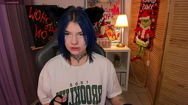 mekurisu online show from December 16, 2024, 1:42 am
