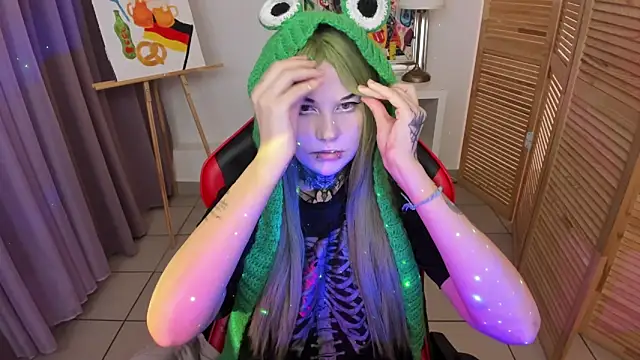 Snapshot of mekurisu chatting on September 28, 2025, 1:22 am mekurisu online show from September 28, 2025, 1:22 am