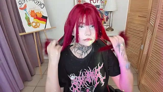 Snapshot of mekurisu chatting on October 5, 2025, 1:15 am mekurisu online show from October 5, 2025, 1:15 am