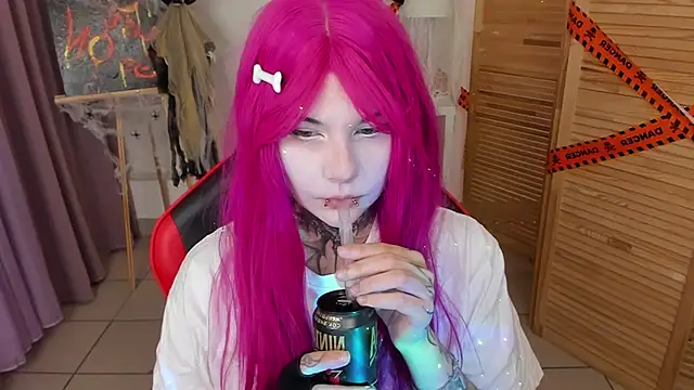 Snapshot of mekurisu chatting on October 28, 2025, 1:20 am mekurisu online show from October 28, 2025, 1:20 am