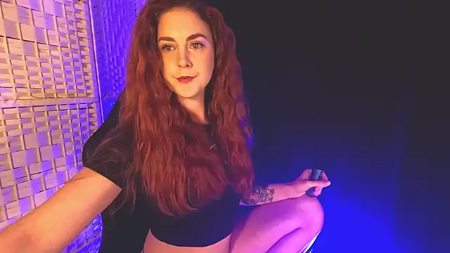 KayleyxEmily online show from February 26, 2025, 2:25 pm