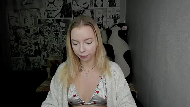 Martha Cameron online show from December 1, 2024, 8:42 pm