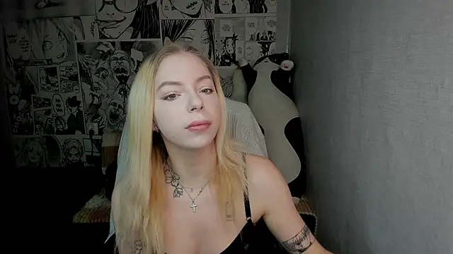 Martha Cameron online show from December 3, 2024, 12:24 am
