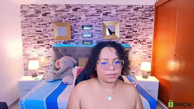 Snapshot of italy___boobs chatting on March 13, 2026, 1:29 pm italy boobs online show from March 13, 2026, 1:29 pm