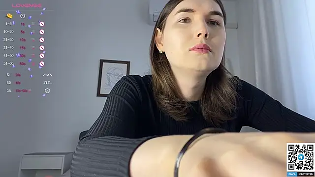 Maria Bowie online show from December 13, 2024, 10:41 am