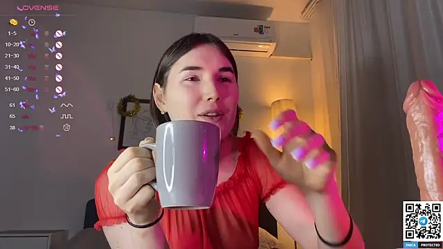 Maria Bowie online show from January 3, 2025, 11:33 pm