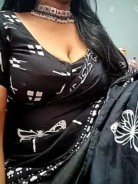 Snapshot of amala_ss chatting on January 2, 2025, 6:07 am amala ss online show from January 2, 2025, 6:07 am