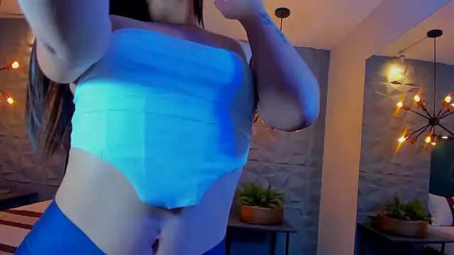LaurenJhonsonn online show from December 13, 2024, 3:05 am