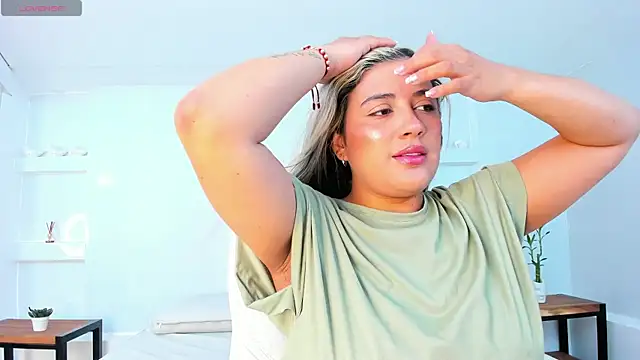 julietha taylor online show from January 18, 2025, 2:47 am