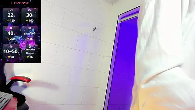 Gabyqueen70 online show from December 31, 2024, 3:34 am
