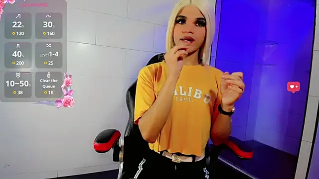 Gabyqueen70 online show from January 8, 2025, 3:29 am